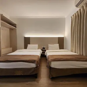 2* Hotel International Airport